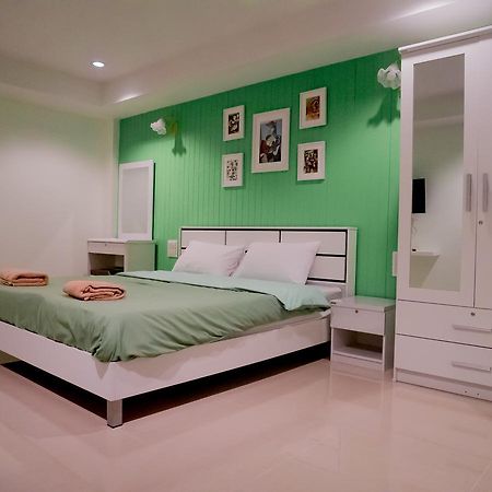 Uj Apartment Bangsaen Extérieur photo